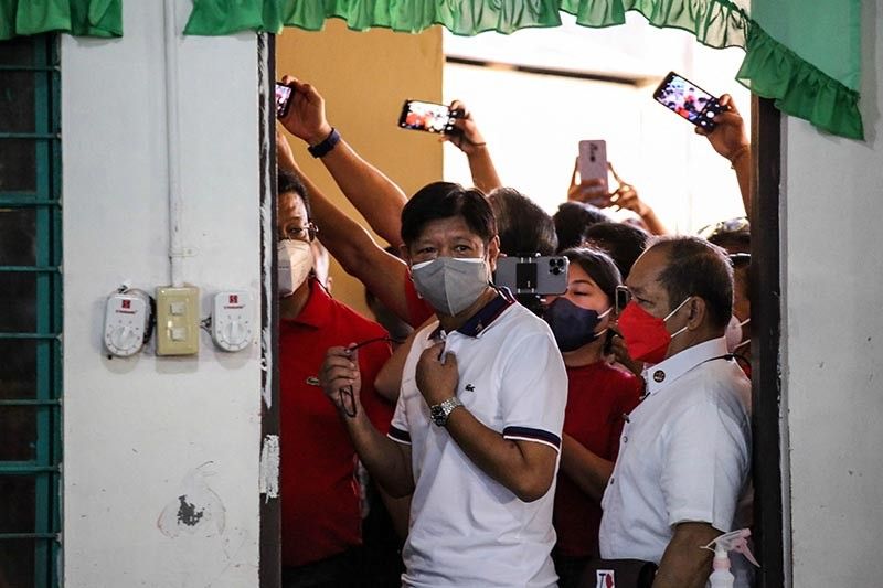 Unofficial election tally shows Marcos overwhelming lead
