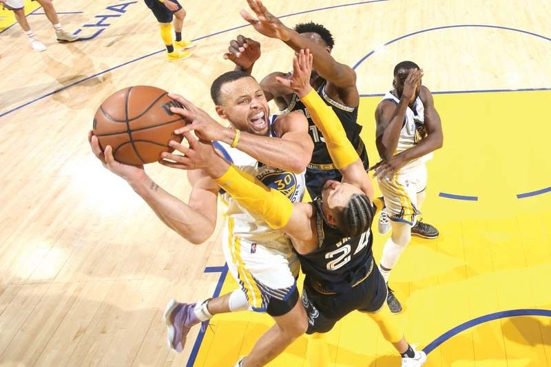 Warriors nanoktok sa NBA West Finals