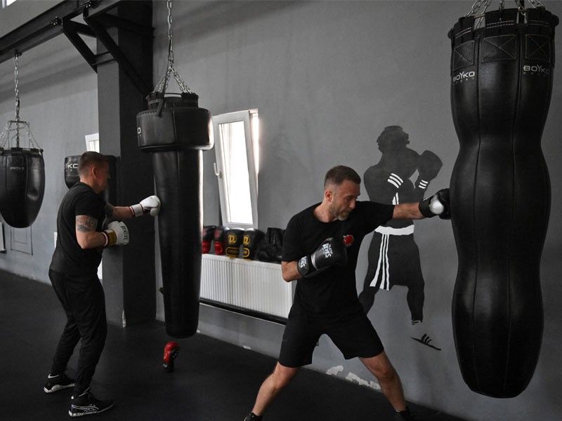 In Kyiv, boxing gyms offer chance to ease war stress