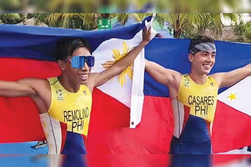 2 golds nasikwat ng Pinoy triathletes