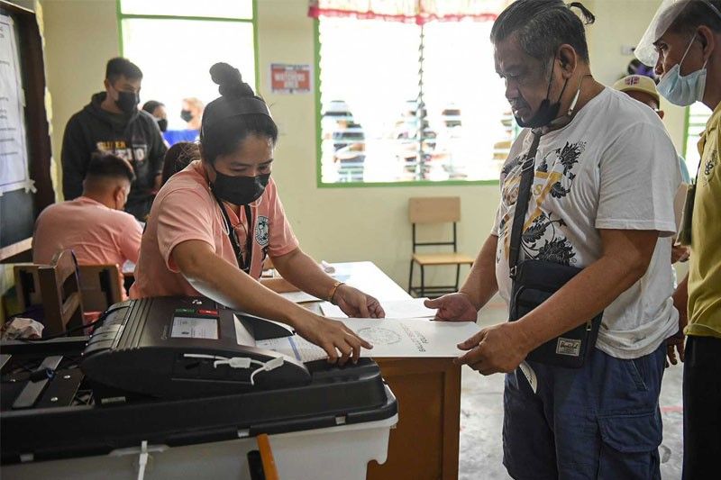 BBM backs additional P3,000 for teachers on poll duty