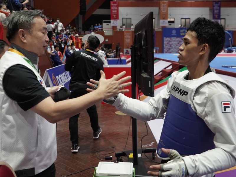 Olympian Barbosa clinches SEA Games taekwondo gold