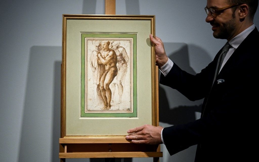 Rediscovered Michelangelo set for auction