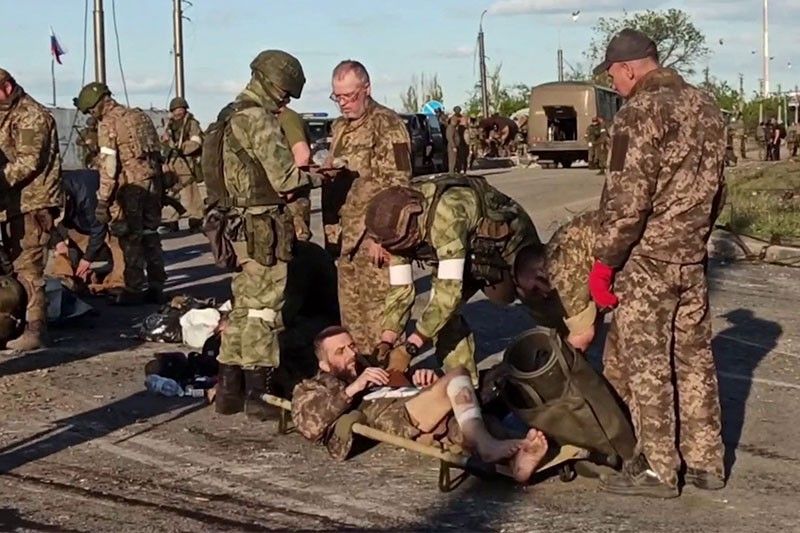 Russia says hundreds of Ukrainians surrender at Azovstal