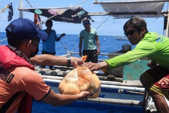 Coast Guard notes 'increasing presence' of Filipino fishers on Pag-asa Island