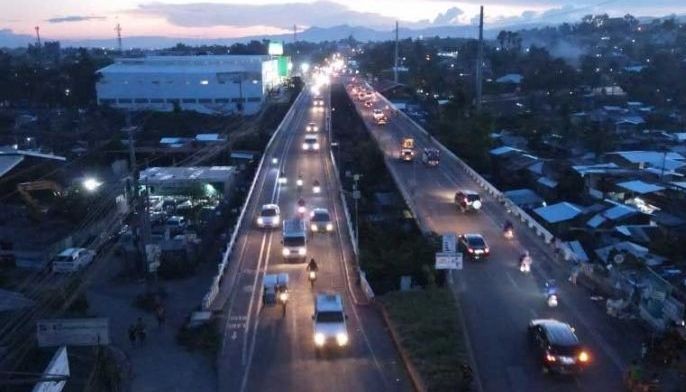 &acirc;��The DPWH promised to finish the asphalting works within two weeks after Friday. I hope that they will commit to this promise,&acirc;�� Gullas said in his Facebook post.