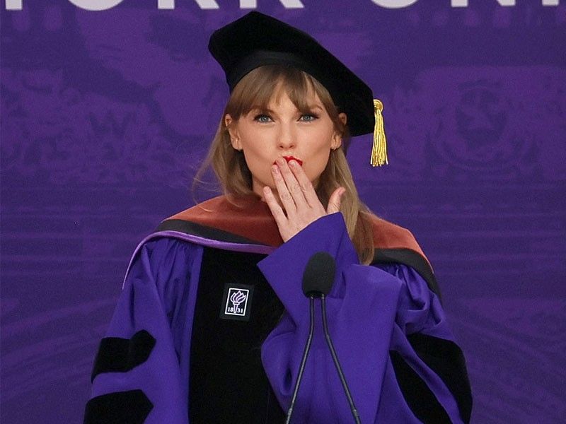 Dr. Taylor Swift: 7 pelajaran inspiratif dari pidato pembukaan bintang pop