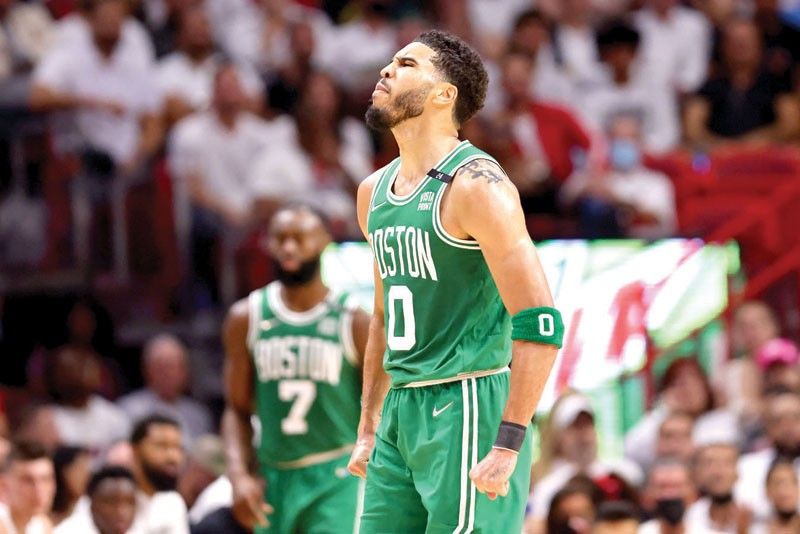 Celtics miresbak sa Heat