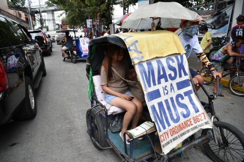 Metro Manila sees slight uptick in COVID-19 cases, but still at â��minimal riskâ��