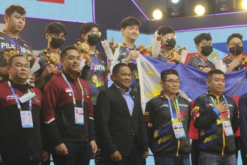 Diaz, Sibol MLBB highlight lean Philippine medal haul anew as SEA Games reaches final stretch