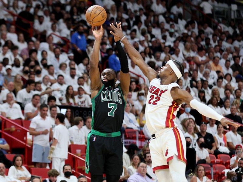Celtics knock on NBA Finals door, extinguish Heat in Game 5 for 3-2 lead