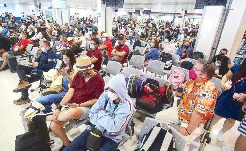Philippines scraps COVID-19 test rule for boosted inbound travelers