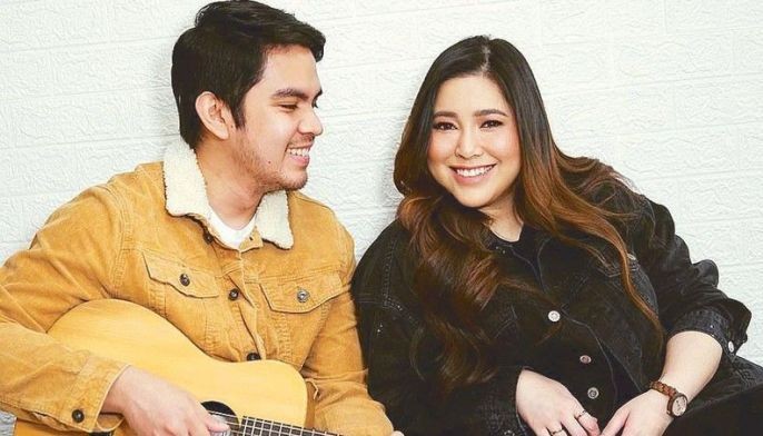 Philippine Star - Moira Dela Torre has put an end to speculations that she  has gotten back together with ex-husband Jason Hernandez, who recently  shared a photo with his rumored new love.