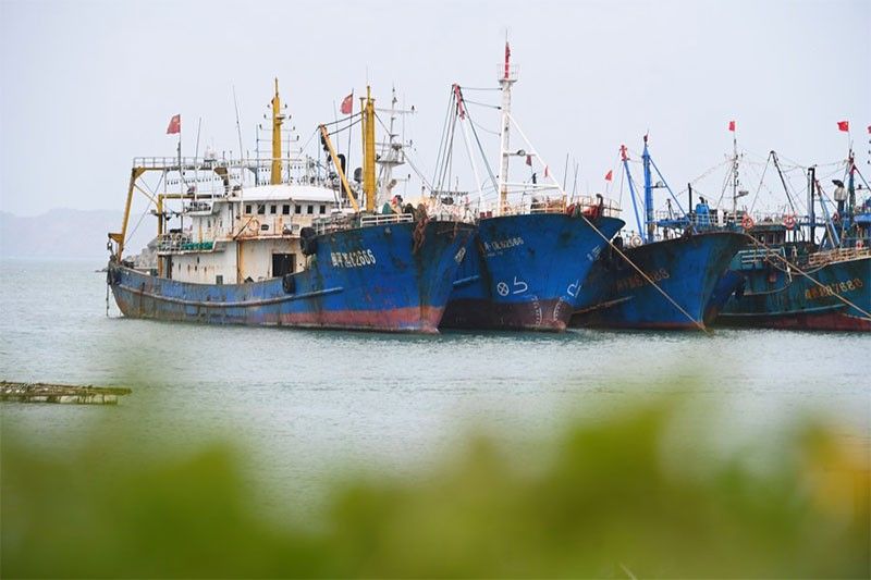 US backs Philippines in China fishing ban