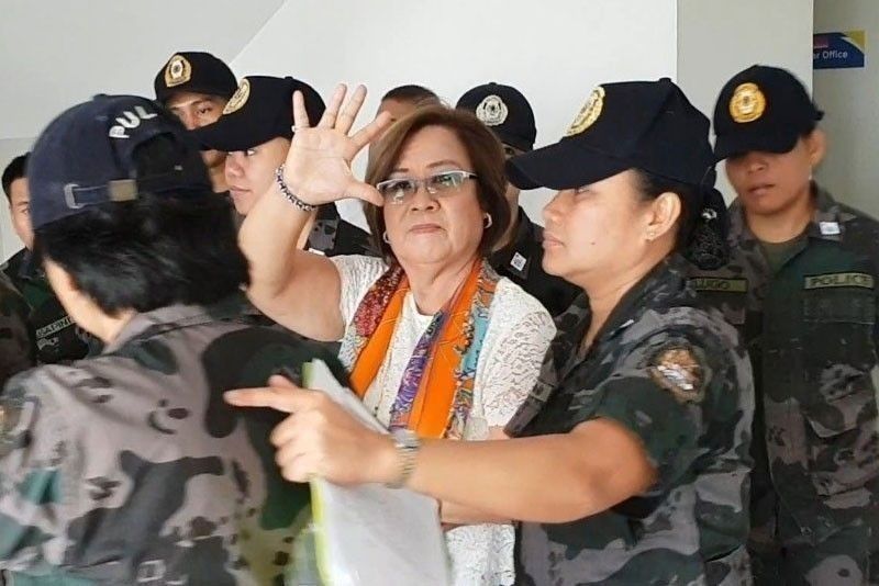 Drug raps vs De Lima under DOJ review