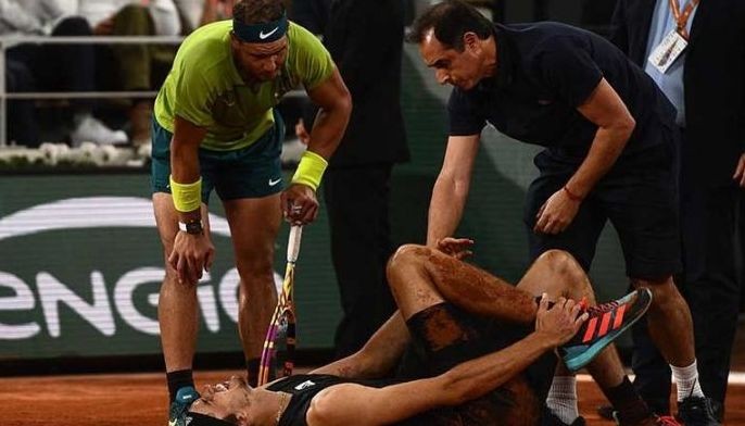 Nadal, Ruud into French Open final on day of injury and protest drama