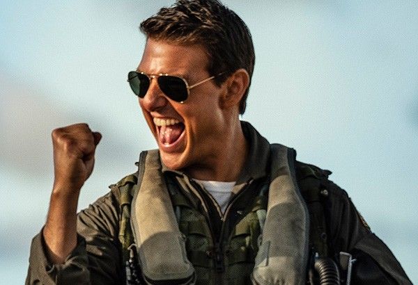 'Top Gun' makes record as it again soars to top of US box office