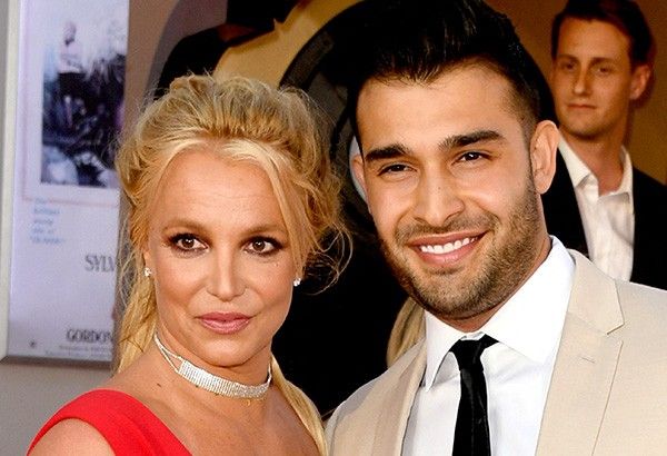 Britney Spears' ex crashes her secret wedding â�� reports