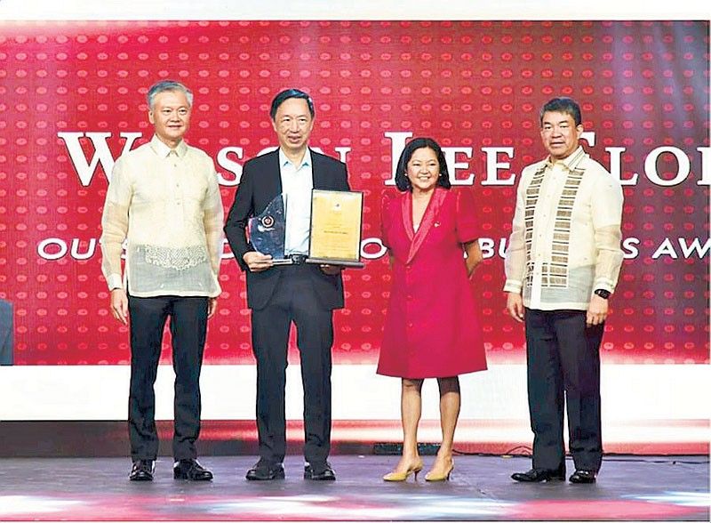 STARâ��s Flores conferred 2022 APCU Award