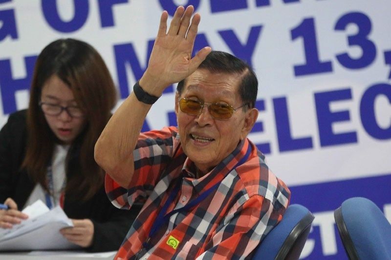 'Kaya pa ni Manong Johnny': Enrile, 2 iba pa idinagdag sa Gabinete ni Marcos Jr.