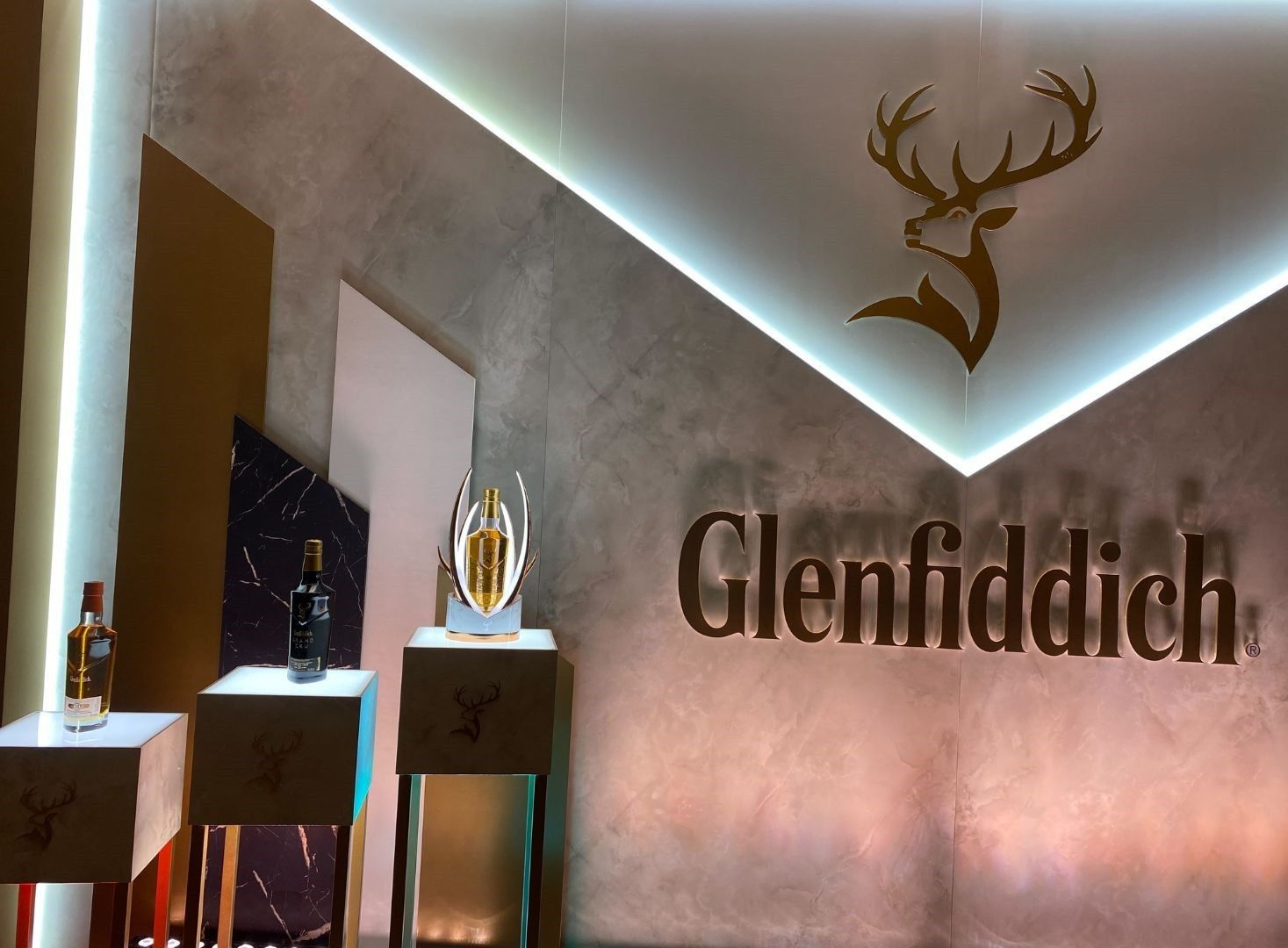 GLENFIDDICH-Scotch Whisky Logo T-shirt sold by Yellow Enclave | SKU 4546774  | 45% OFF Printerval