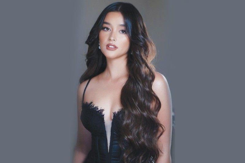 Liza, uunahin ang pagkanta              Â 