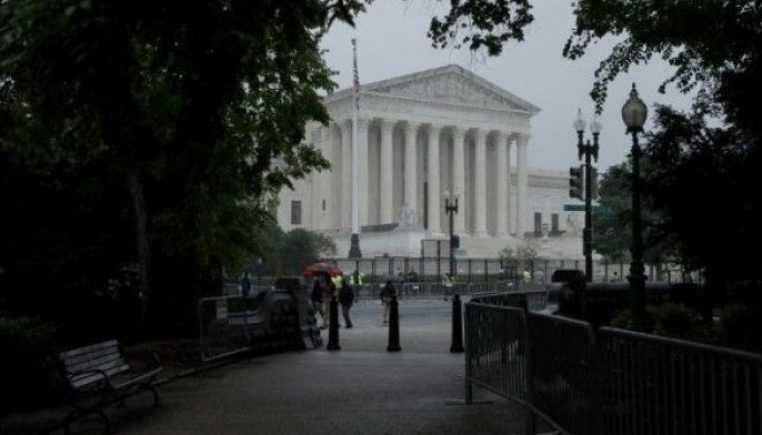 A view of the U.S. Supreme Court Building on June 23, 2022 in Washington, DC. The Court announced a highly-anticipated ruling on gun rights from New York, but activists continue to wait on the potential overturning of Roe vs Wade.