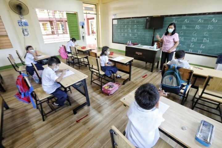 Marcos urged to increase education budget