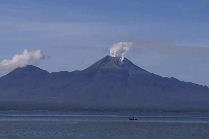 Thunderstorms trigger lahar flow in Bulusan