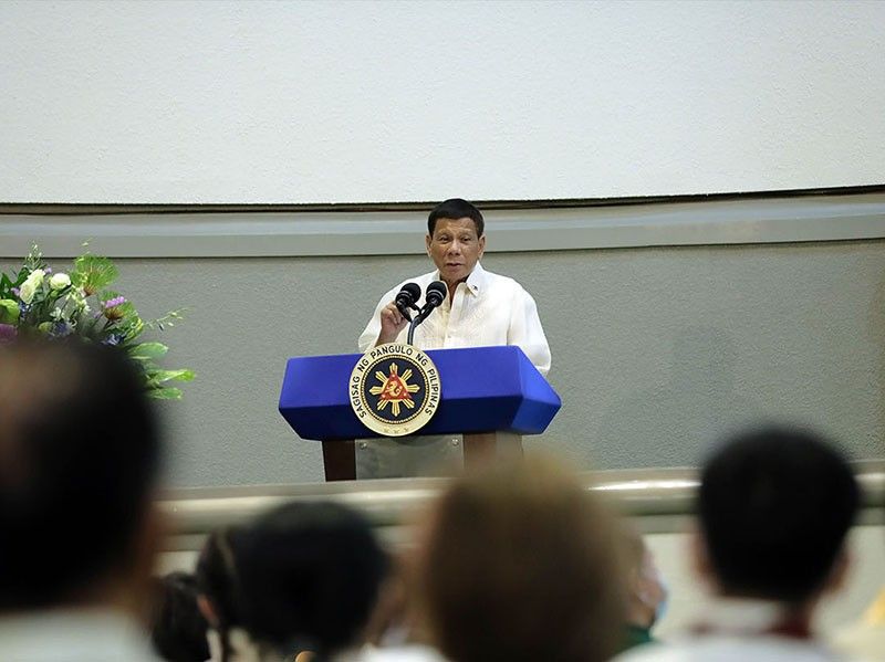 Duterte menyetujui EO memperbarui aturan investasi asing