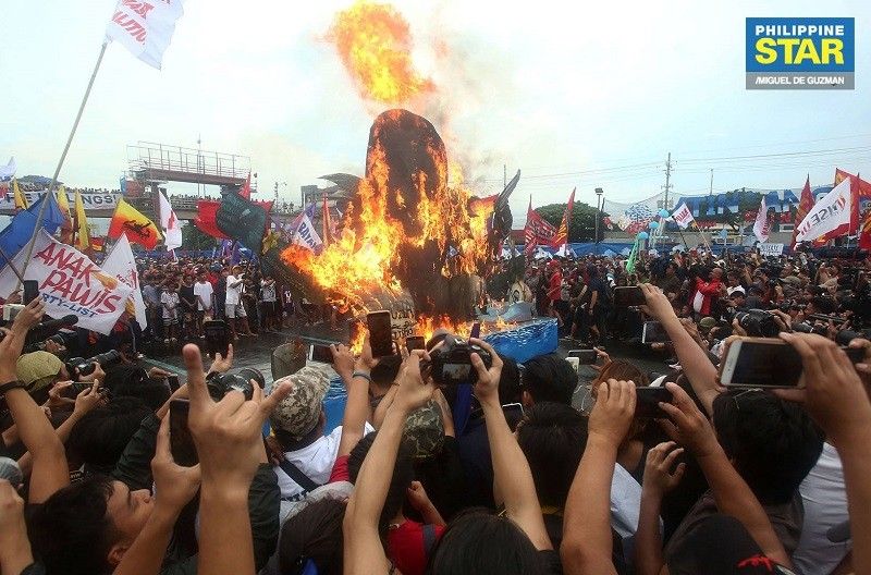 Otoridad nakiusap: 'Wag magsunog ng effigy sa Marcos Jr. oath-taking; â��no permit, no rallyâ�� tuloy