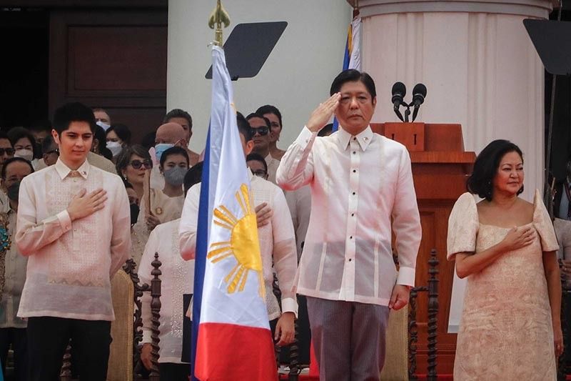Marcos vows to fix flaws in pandemic response