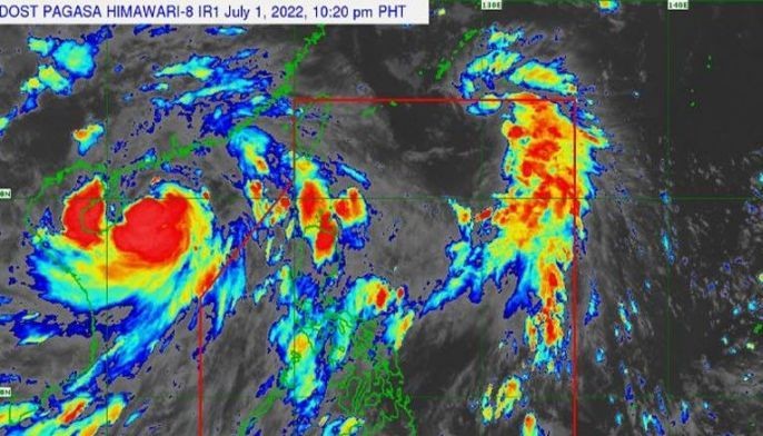 The Philippine Atmospheric, Geophysical and Astronomical Services Administration (PAGASA) said that Domeng was monitored 975 kms. east of extreme Northern Luzon as of 4 p.m. yesterday and was packing maximum sustained winds of 75 kilometers per hour near the center and gustiness of up to 90 kph.