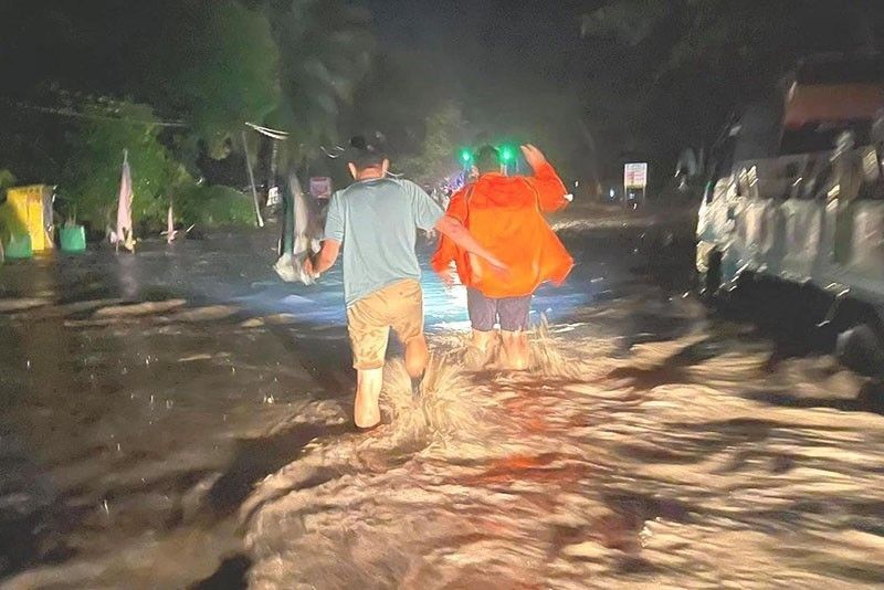 Higit 1K pamilya apektado ng flash floods at mudslides sa Ifugao