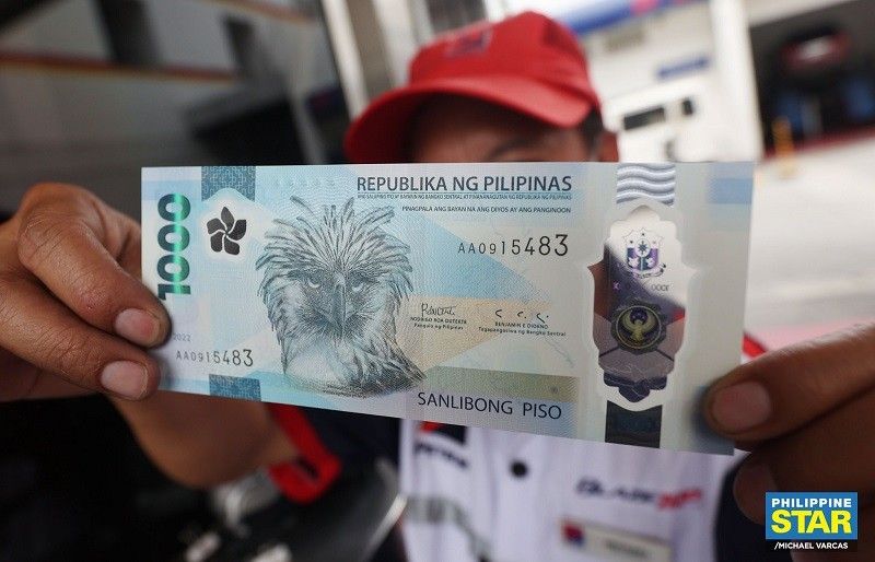 Natuping bagong P1,000 'dapat tanggaping pambayad' â�� Bangko Sentral