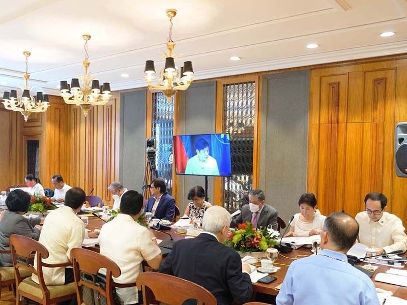 Marcos menunjuk hakim Sandiganbayan untuk memimpin badan yang mengawasi GOCCs