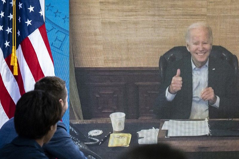 Biden kembali dites positif COVID, kembali ke isolasi