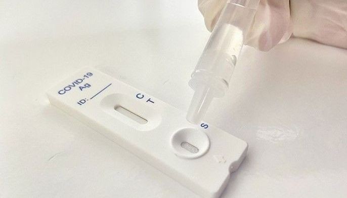 7 nagbenta ng COVID-19 meds, test kits, nameke ng resulta hinatulan ng korte