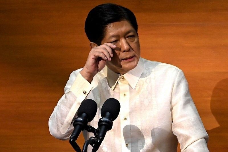 Marcos wants farmers beneficiaries debts condoned