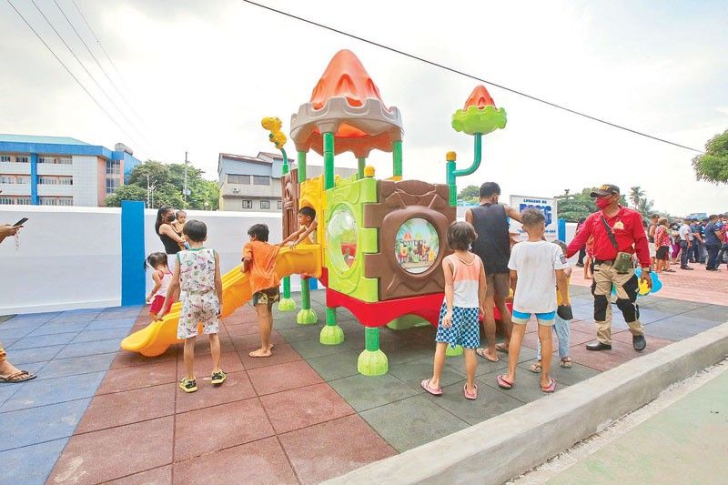 MMDA, Pasig launch rehabilitated park