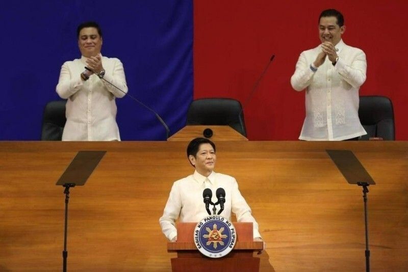 Supermajority lawmakers give glowing reviews for Marcosâ�� first SONA