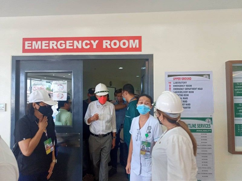 Rama returns, inspects fire-hit barangays, CCMC