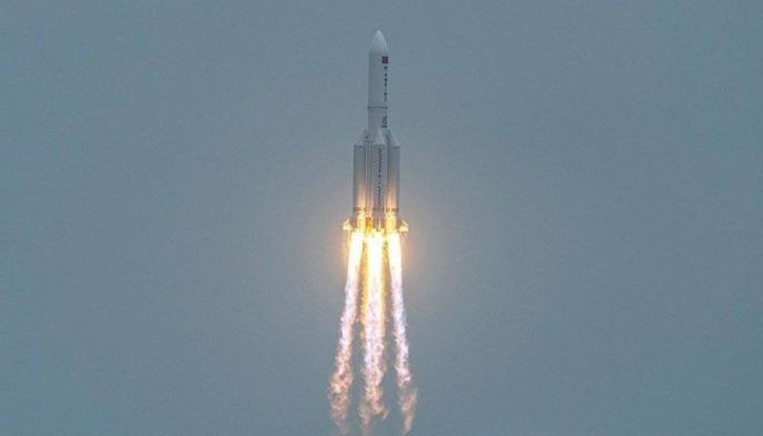 Chinese booster rocket makes uncontrolled return to Earth