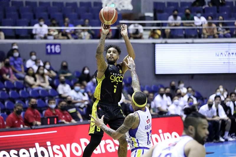 Tropang Giga roast Hotshots to draw first blood in PBA semis