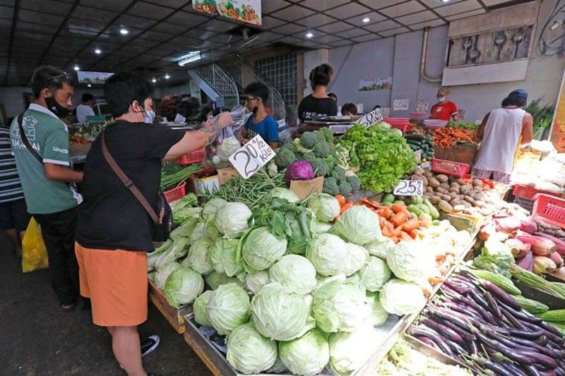 Farmers not to blame for vegetable oversupply, traders say