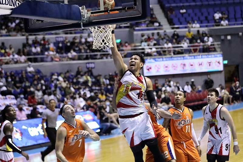 Beermen parry pesky Bolts, forge PBA title clash with TNT