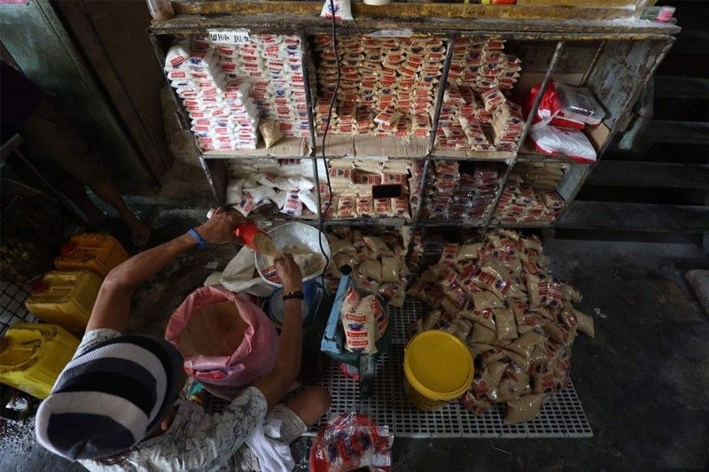 Gov't extends arrival date of Duterte-era sugar import order