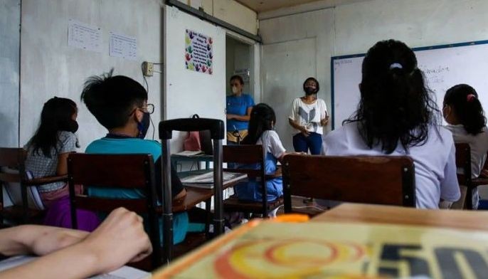 DepEd's SHS vouchers fall short of decongesting public schools, helping poor learners