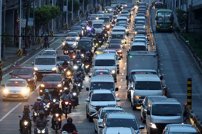 MMDA: Traffic â��manageableâ�� as face-to-face classes start