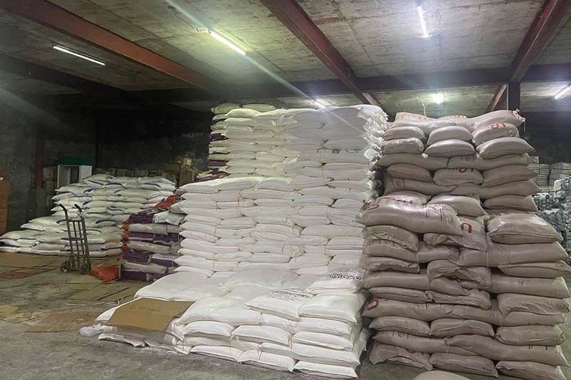 Bea Cukai menyita P231 juta gula selundupan, beras